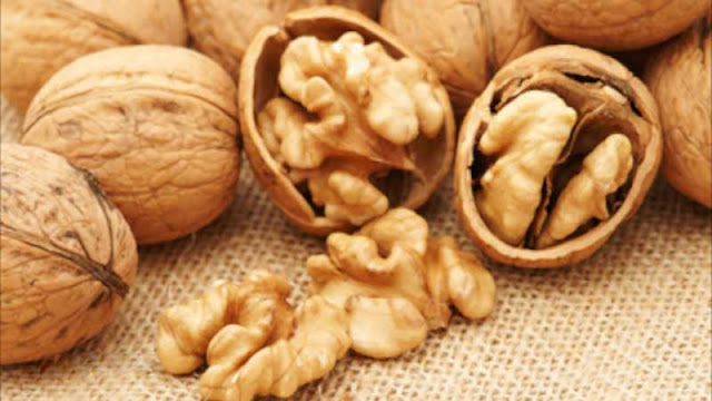For The Ladies: Eating Walnuts Can Help Halt Breast Cancer For The Ladies: Eating Walnuts Can Help Halt Breast Cancer