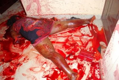 1 Graphic photo: Man slaughters wife on Christmas day following quarrel