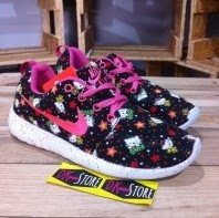 Model Dan Harga Sepatu Hello Kitty Nike Untuk Wanita Remaja Model Dan Harga Sepatu Hello Kitty Nike Untuk Wanita Remaja