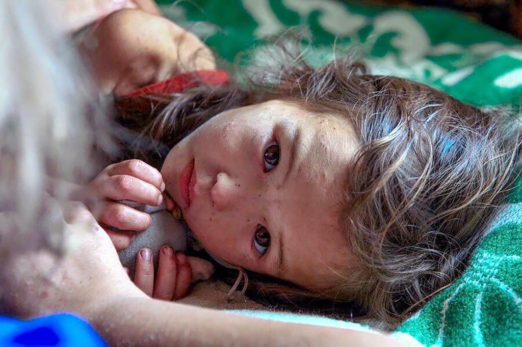 GIRL THAT SURVIVED 11 DAYS IN SIBERIAN FOREST - 29 Breathtaking Photographs of The Human Race