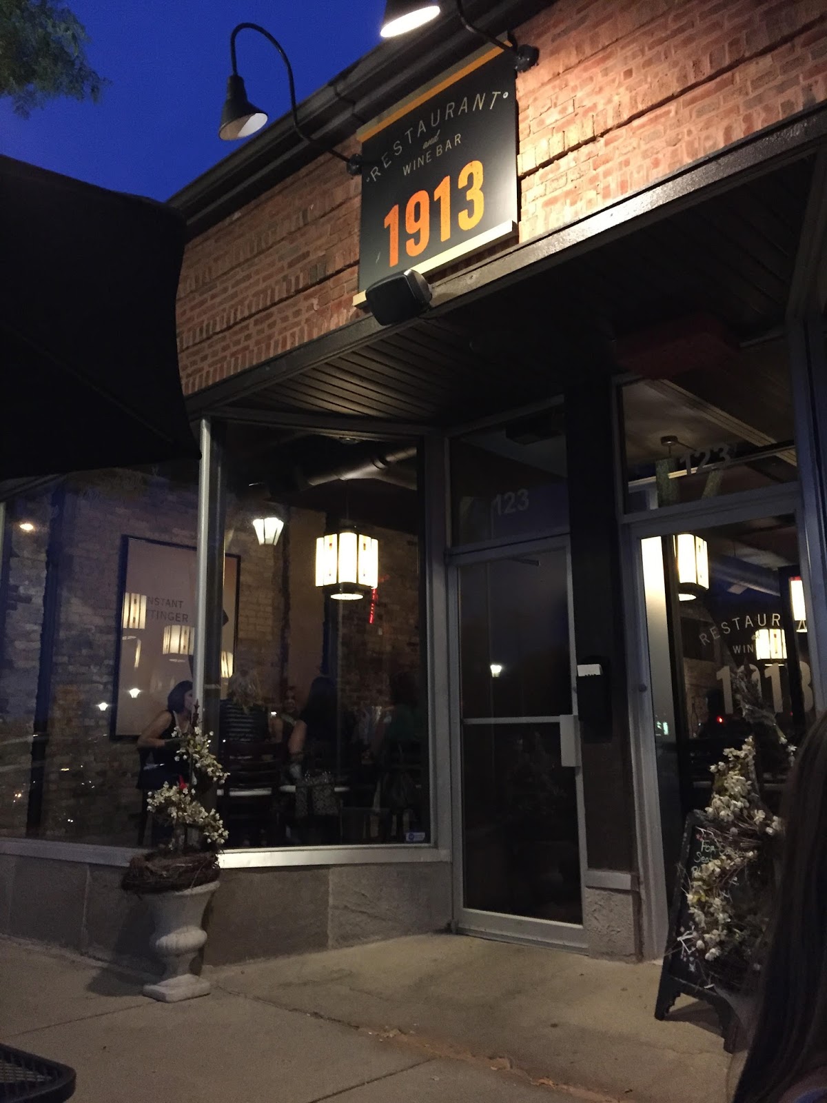 123 Main Street USA 1913 Restaurant and Wine Bar Roselle, IL