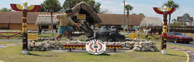 Miccosukee Indian Village Miccosukee Indian Village