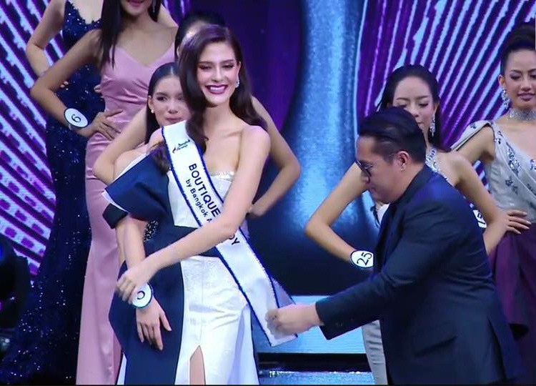 SASHES AND TIARAS.....Miss Universe Thailand 2017 is Maria Poonlertlarp ...