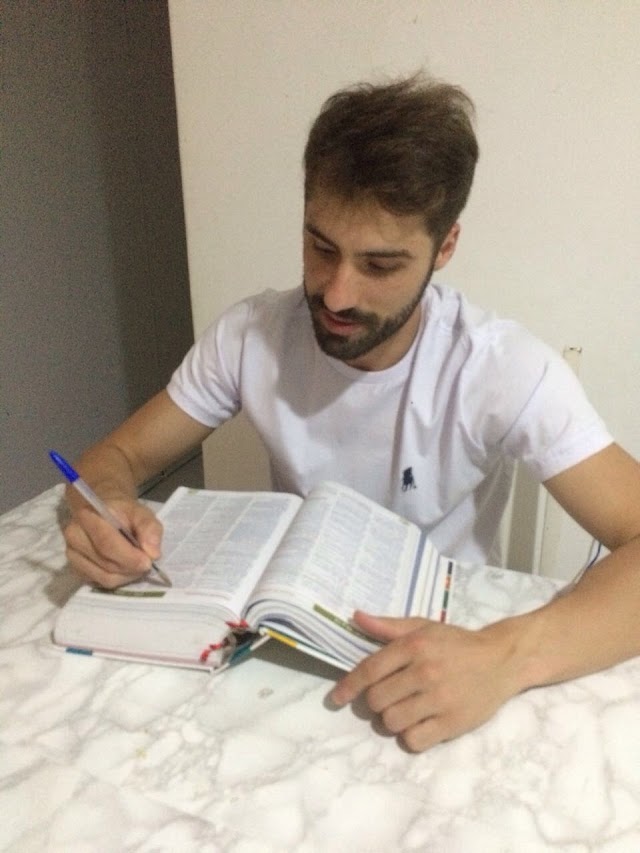 Willian Peru, do Joaçaba Futsal, aproveita o tempo livre para cursar Faculdade de Direito