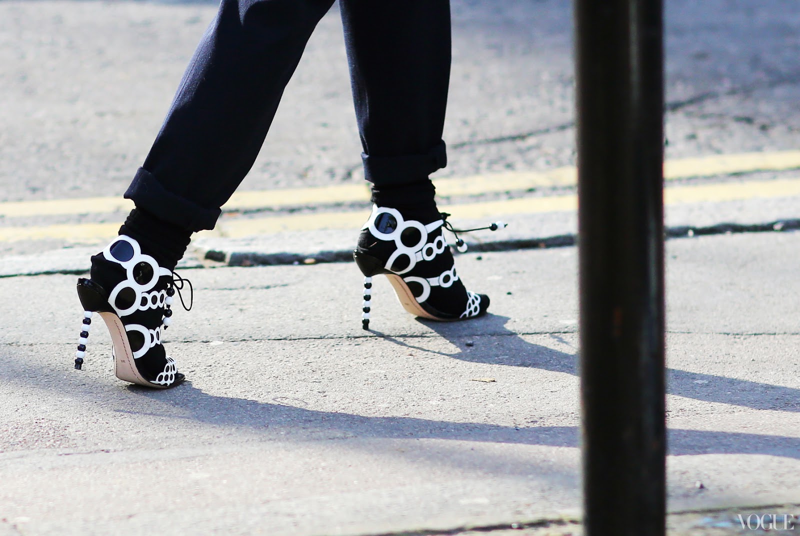 MY FASHION TRICKS Street style Shoes (.."walking" around the world)