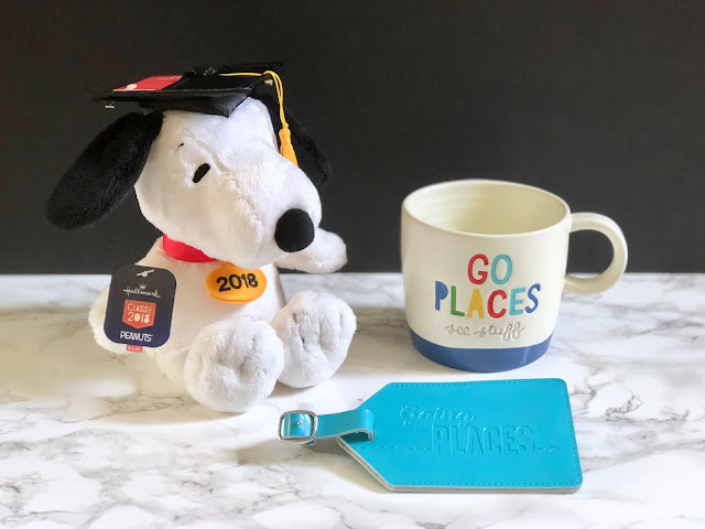 Hallmark Snoopy Graduation Gift Card Holder Go Places Mug Luggage Tag