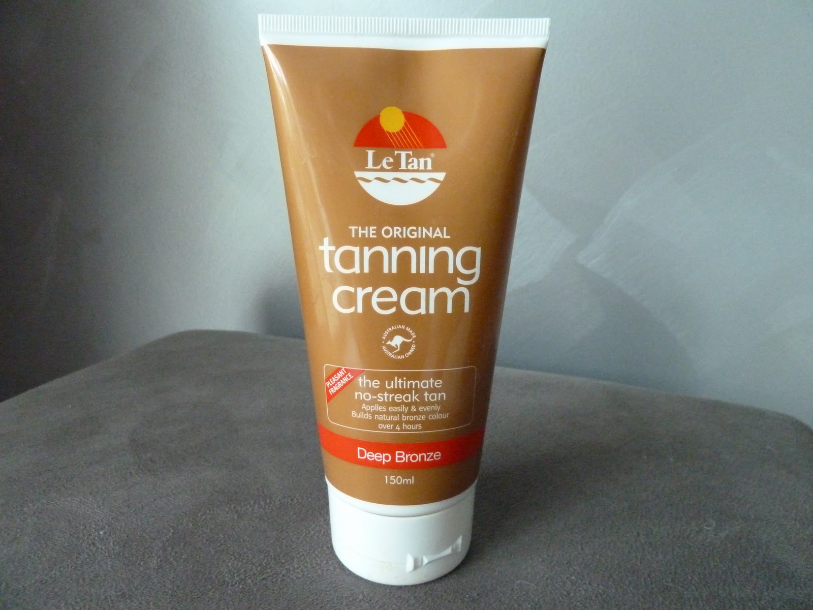 Australian Beauty Review Le Tan original tanning cream review