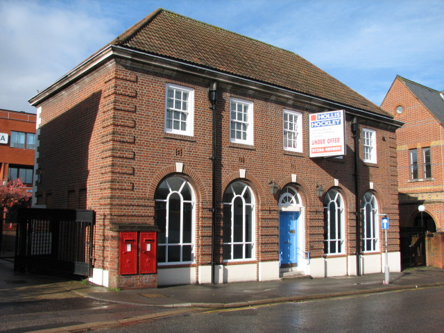 Hollis Hockley: The Old Post Office, Basingstoke - LETTING