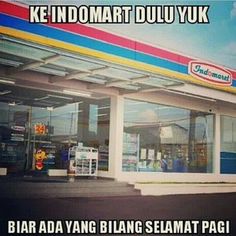 Kumpulan Meme Indomaret vs Alfamart yang Dijamin Bikin Ngakak