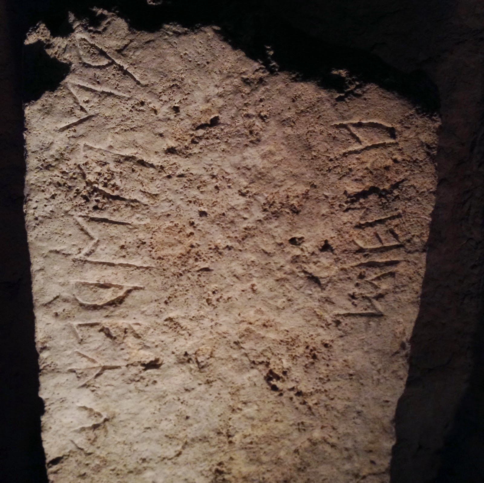 Museo Archeologico di Siena: stele etrusche parlanti 