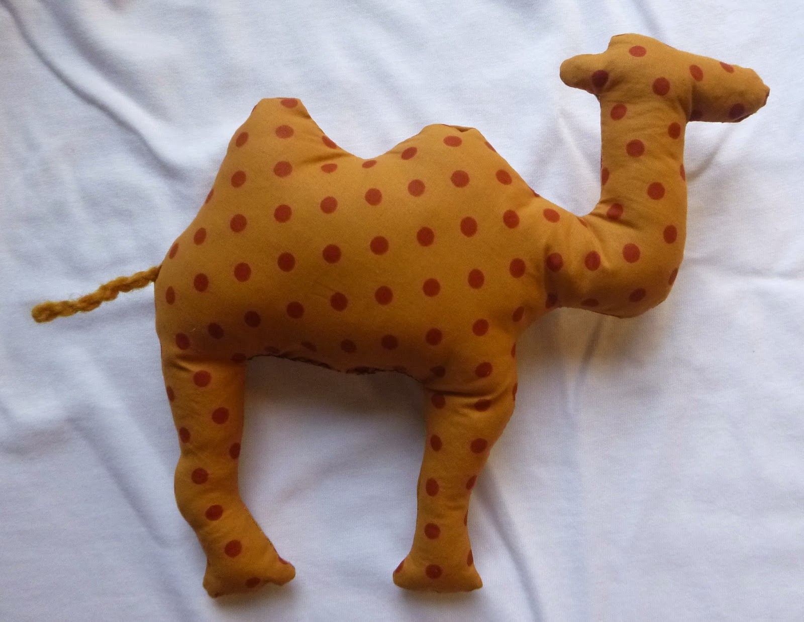 Kissen zum Träumen, Kamel zum Kuscheln, Rücken zum Weinen