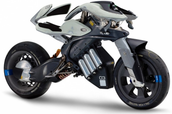 Yamaha Motoroid, motor robot yang bisa berinteraksi dengan manusia