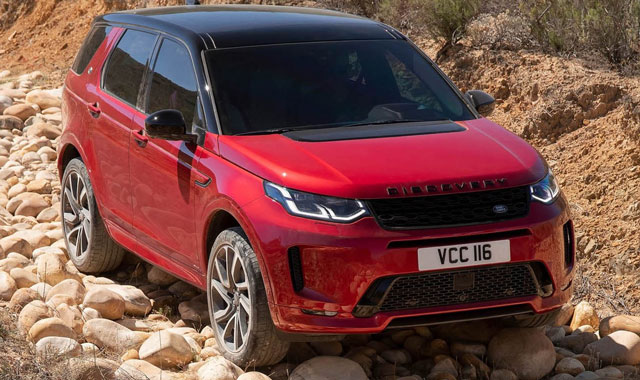 New Land Rover Discovery Sport 2020 - modern four-wheel drive style New Land Rover Discovery Sport 2020 - modern four-wheel drive style