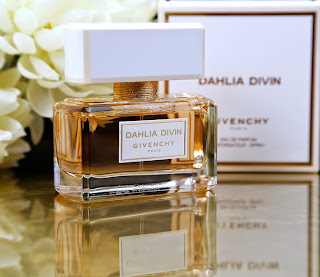 Novedades en Fragancias:Dahlia Divin de Givenchy