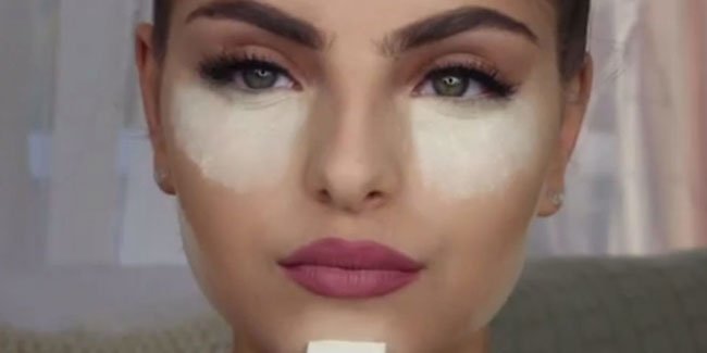 This Woman Puts Baking Soda Under Her Eyes And The Result Is Incredible