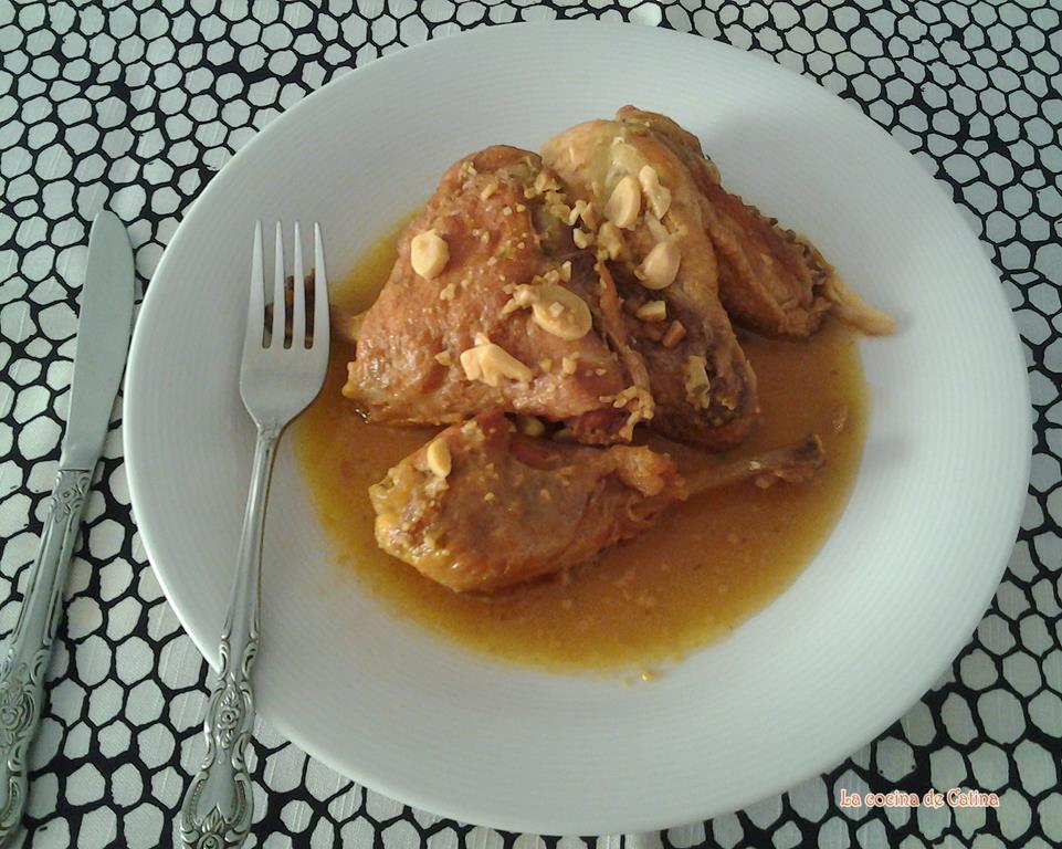 Pollo en salsa de almendras - La cocina de Catina