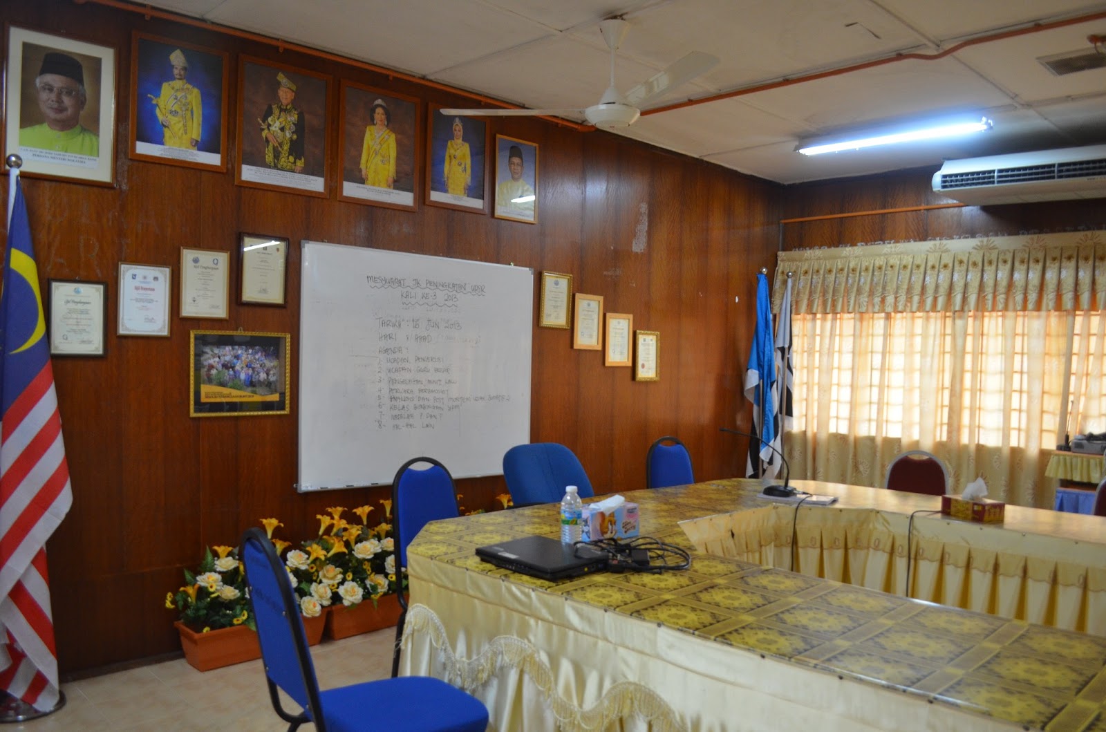 Bilik Mesyuarat ~ SEKOLAH KEBANGSAAN BUKIT BESI