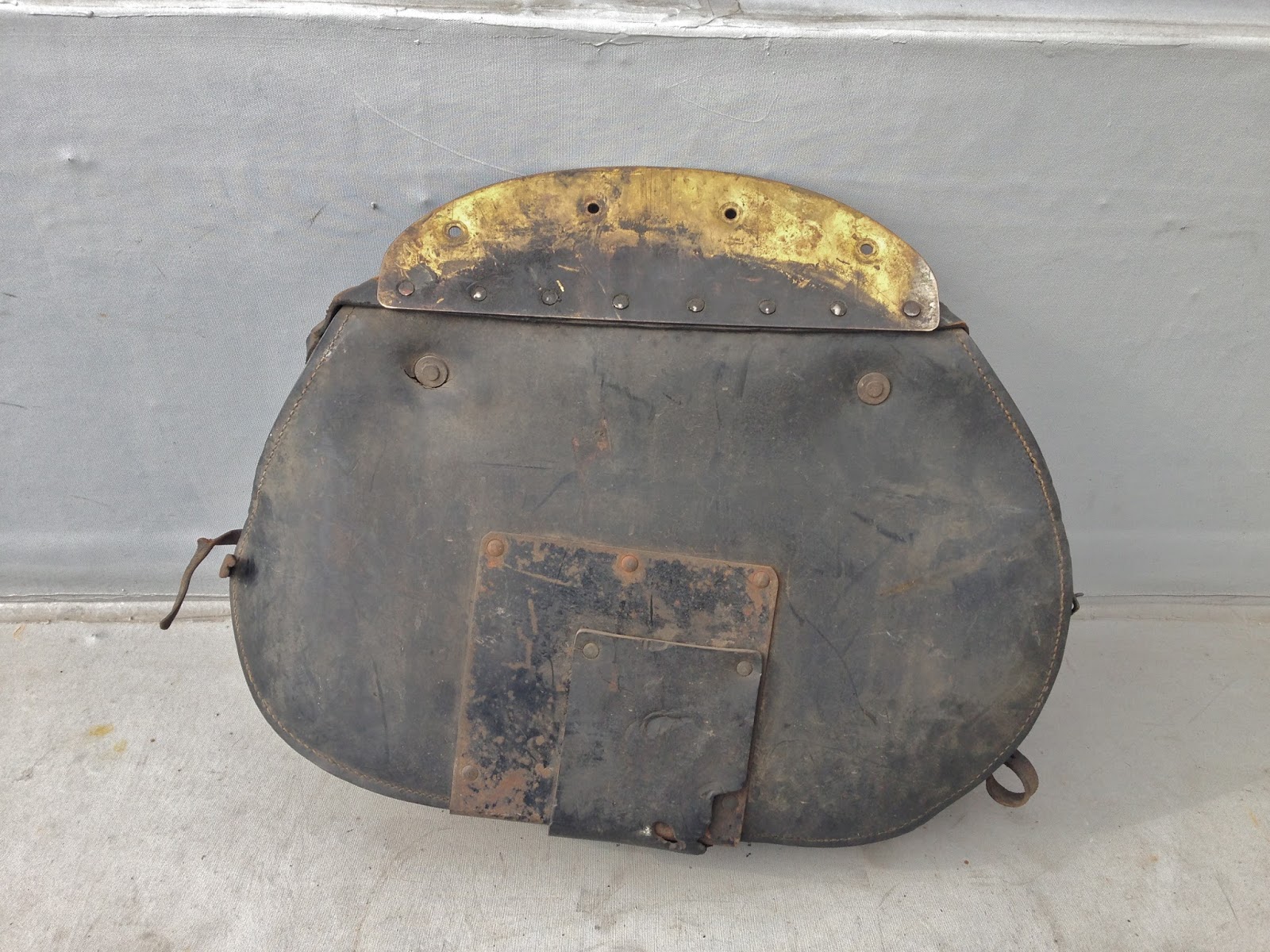 GORKY ゴーキー Vintage harley saddle bag repair