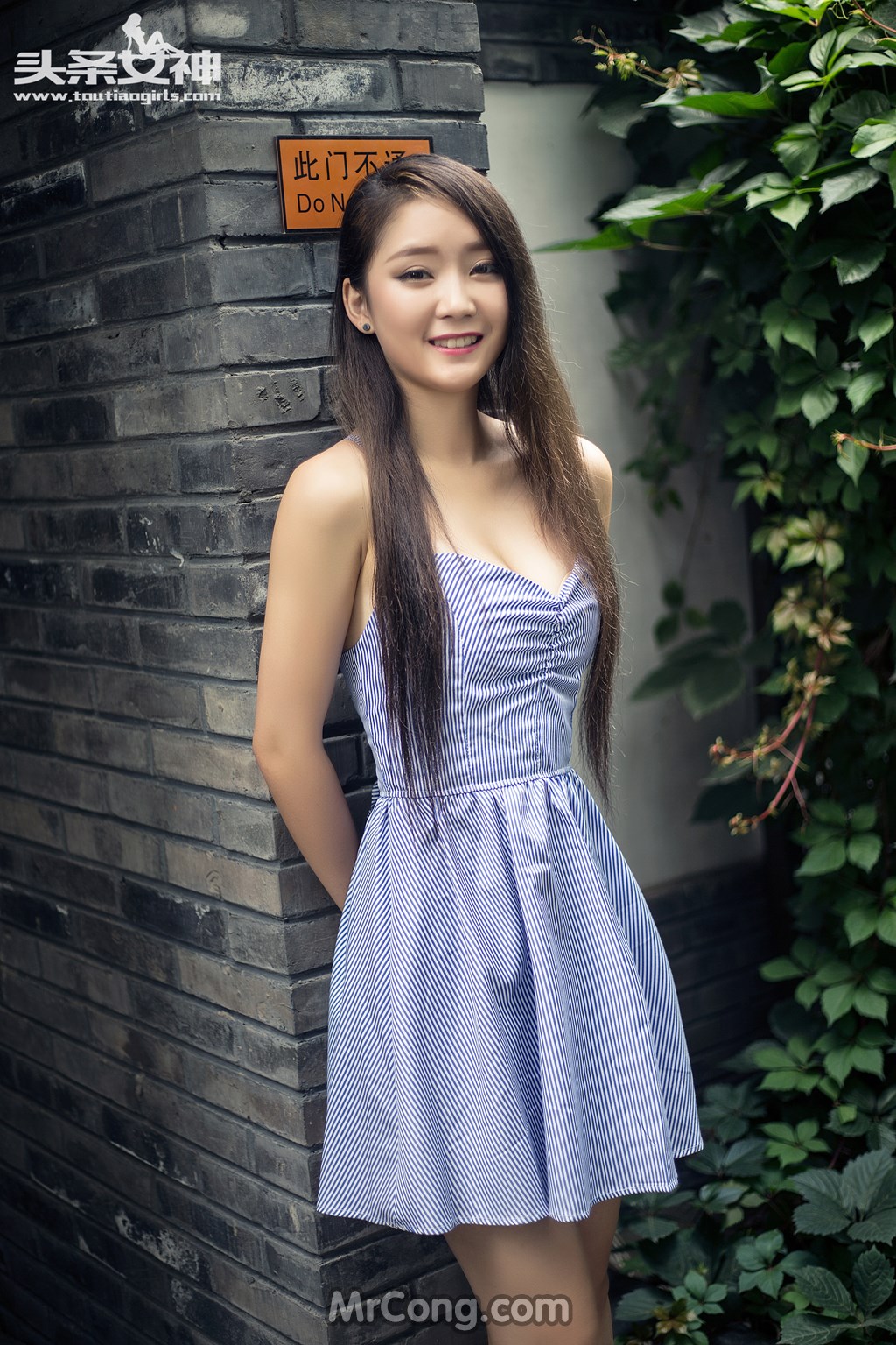 TouTiao 2016-08-10: Model Xiao Ya (小雅) (26 photos) photo 1-13