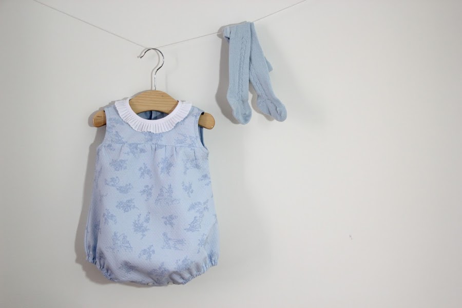 DIY Tutorial y patrones gratis: Pelele para bebé