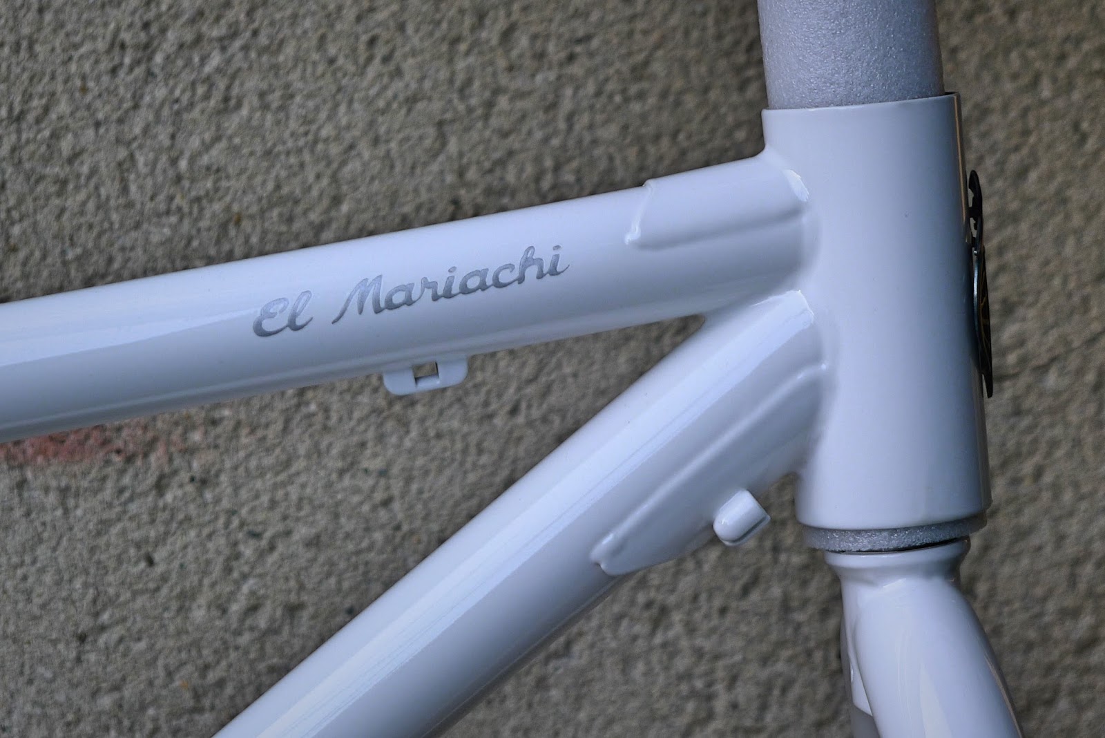 salsa el mariachi frame