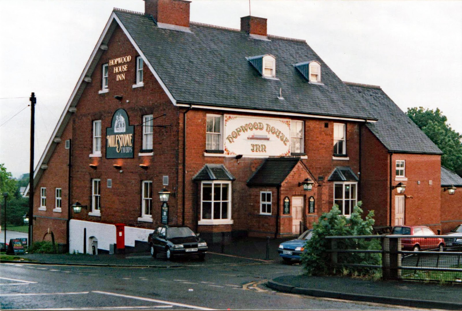 Pubs Then & Now 241 Hopwood House, Alvechurch, Worcestershire 1999