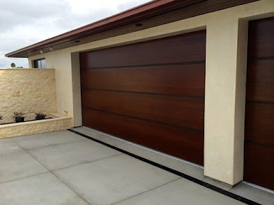 Model Terbaik Pintu Garasi Modern Model Pintu Garasi Modern