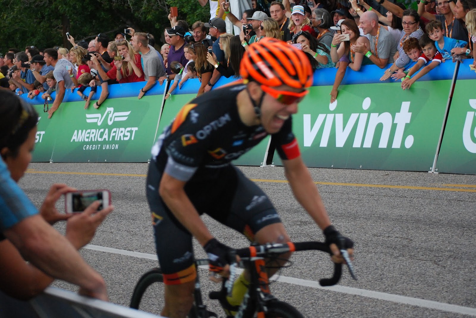 Tour de France Commentary