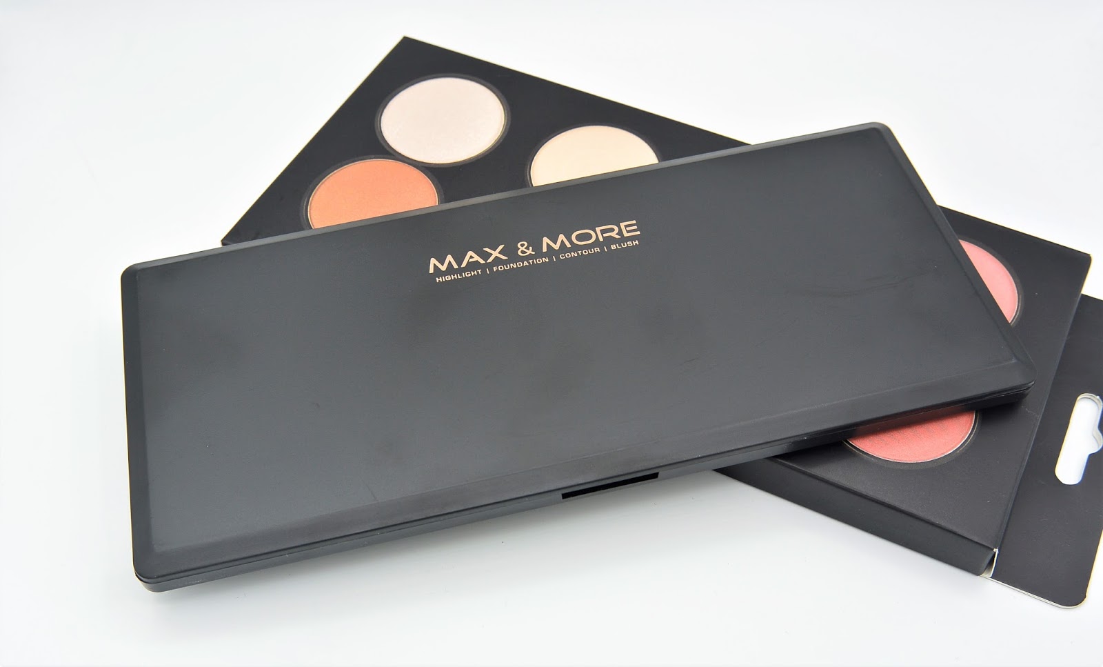 Max&More highlight foundation contour blush palette (Action