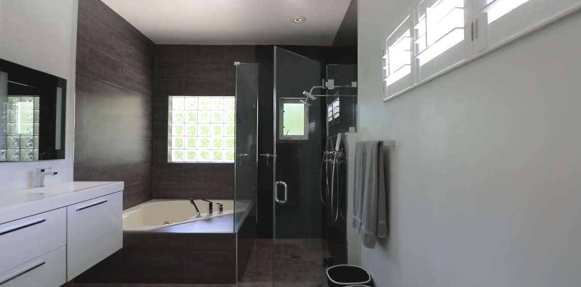 36 Interior Design Photos vs. 6390 SW 112th St, Pinecrest, FL