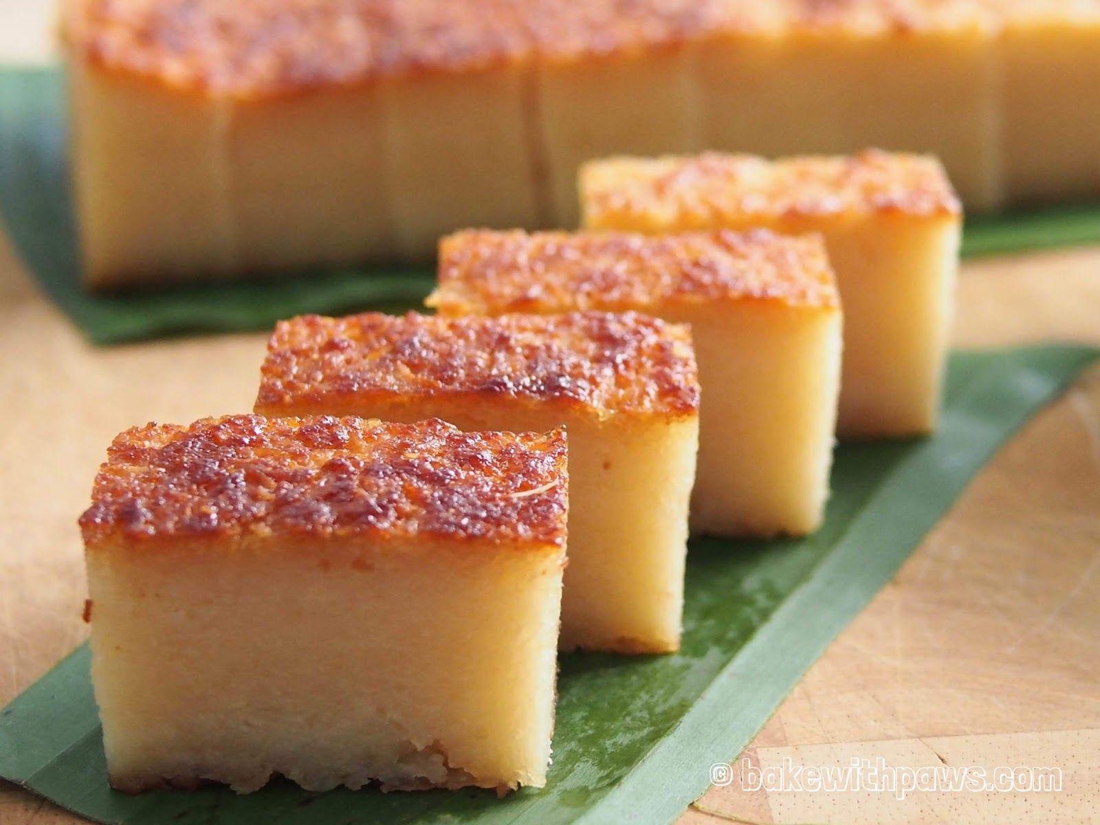 In this recipe, i will show you how to make a moist and cheesy cassava cake...