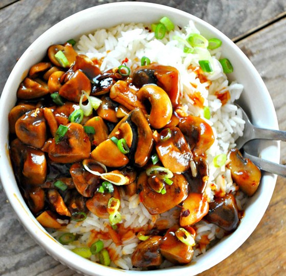 Vegan Bourbon Mushrooms and Rice Vegan Bourbon Mushrooms and Rice