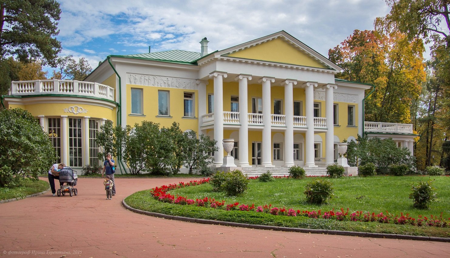 усадьба хмелита усадебный парк-. дворянские усадьбы ленинградской области. усадьба мелкопоместного дворянина дом. дворянская усадьба 19 века в россии. дворянские усадьбы россии.