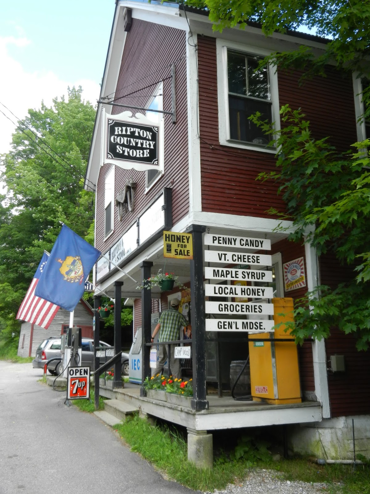 Yurt in Vermont Ripton is where it's at
