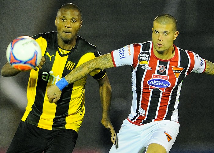 Montevideo City Torque 0-1 River Plate: Jonathan Dos Santos le dio un gran  triunfo al darsenero con un golazo - EL PAÍS Uruguay