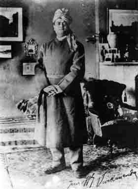 Swami Vivekanada, standing