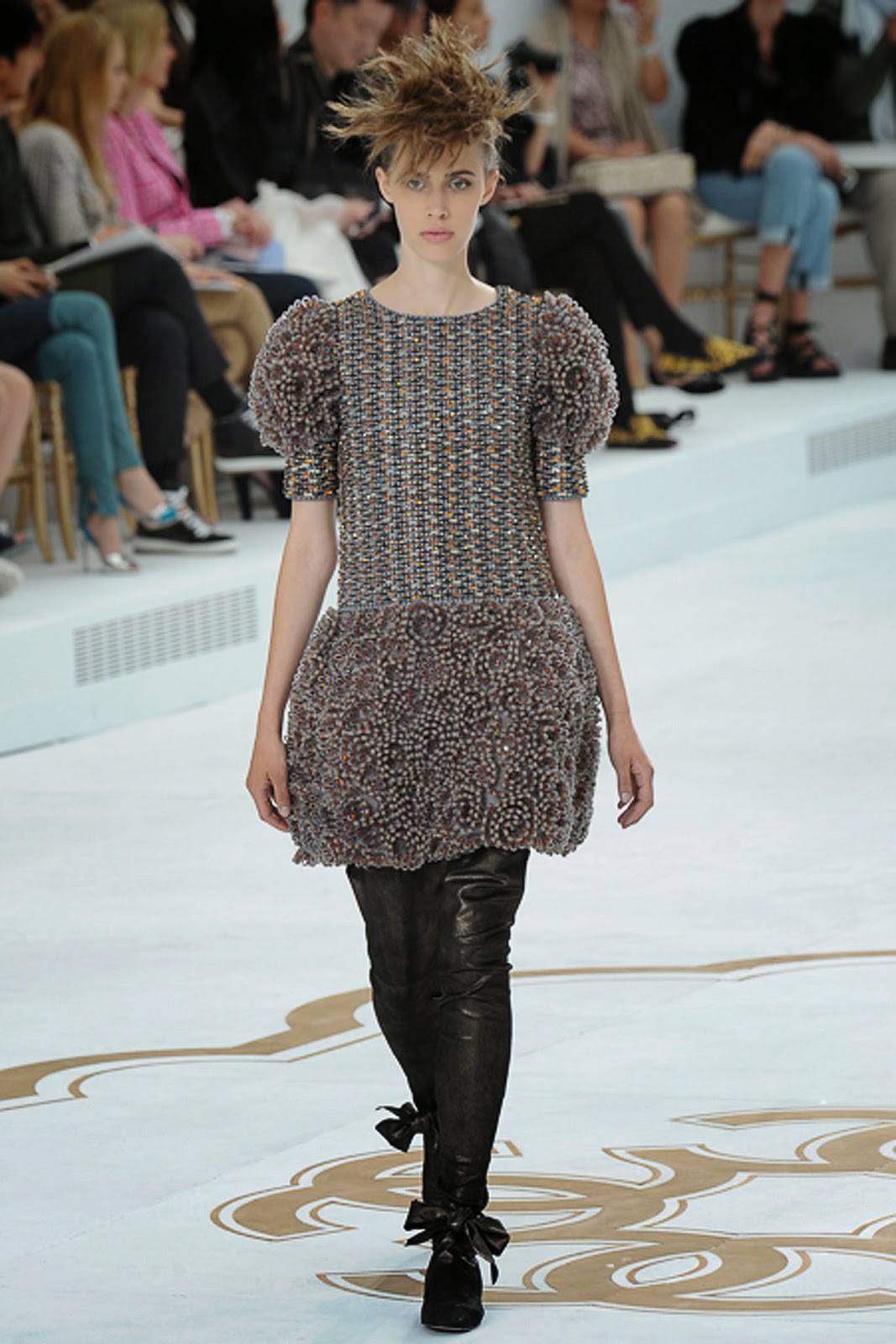ANDREA JANKE Finest Accessories: Paris Haute Couture | CHANEL Fall 2014 ...
