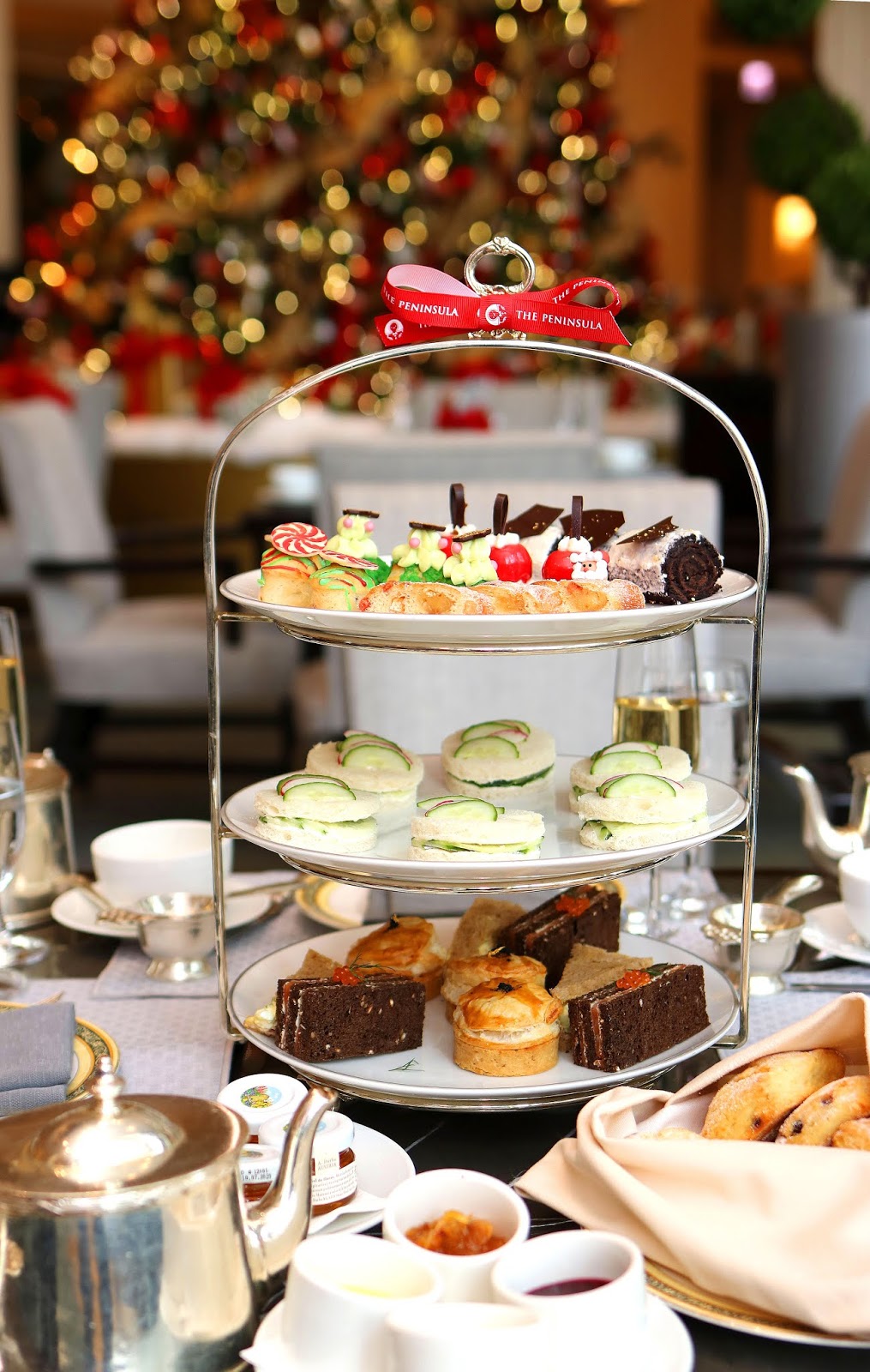 Chicago Eats Holiday Afternoon Tea at The Peninsula chicago foodie girl