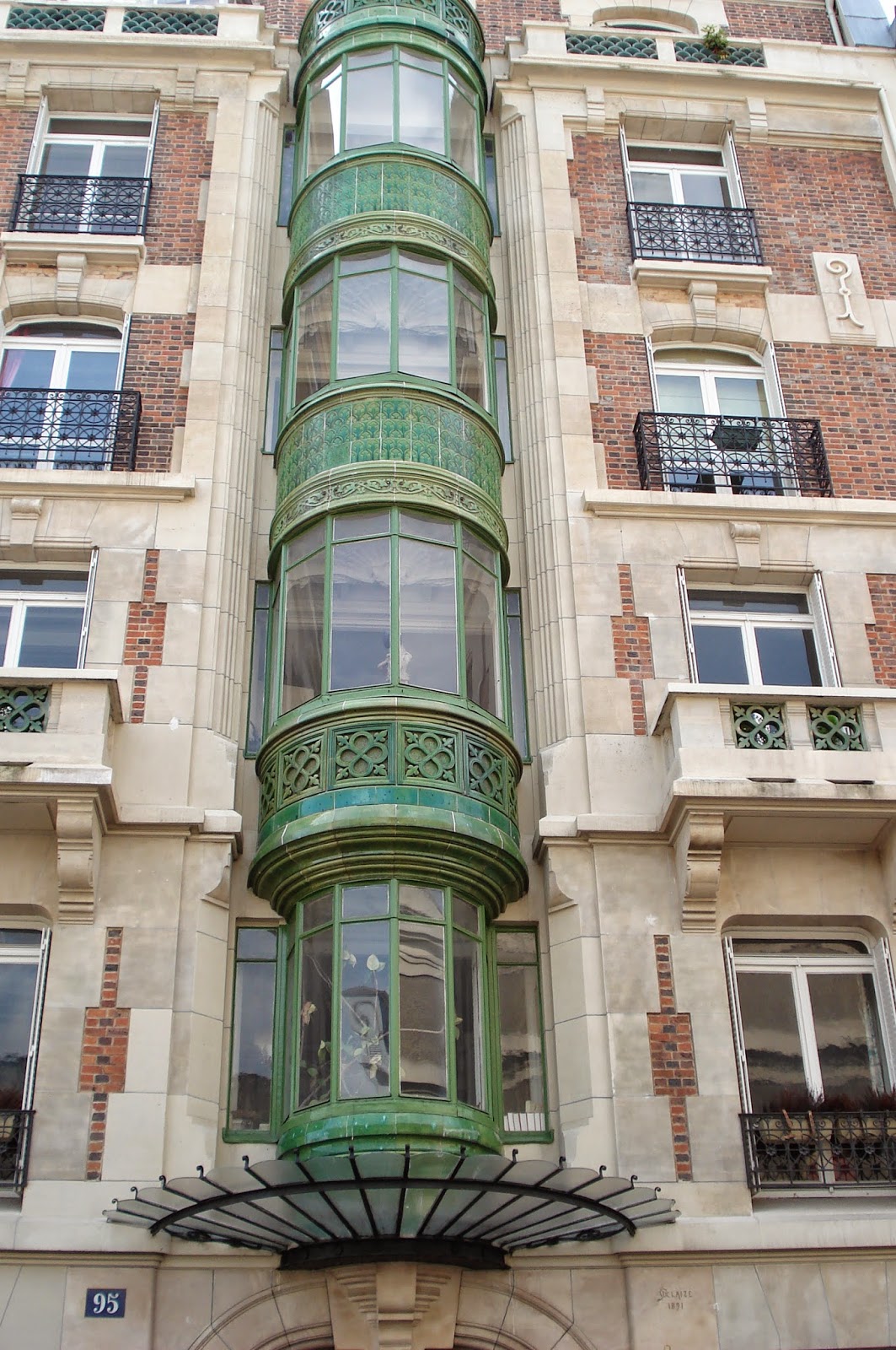 Paris on thème Art nouveau les autres architectes