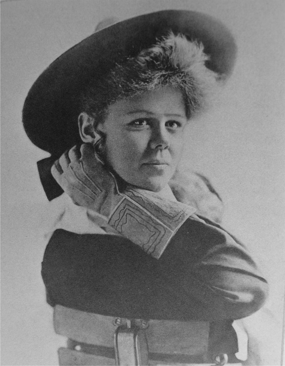 Rare Pictures of Lucille Mulhall, the First Cowgirl of America