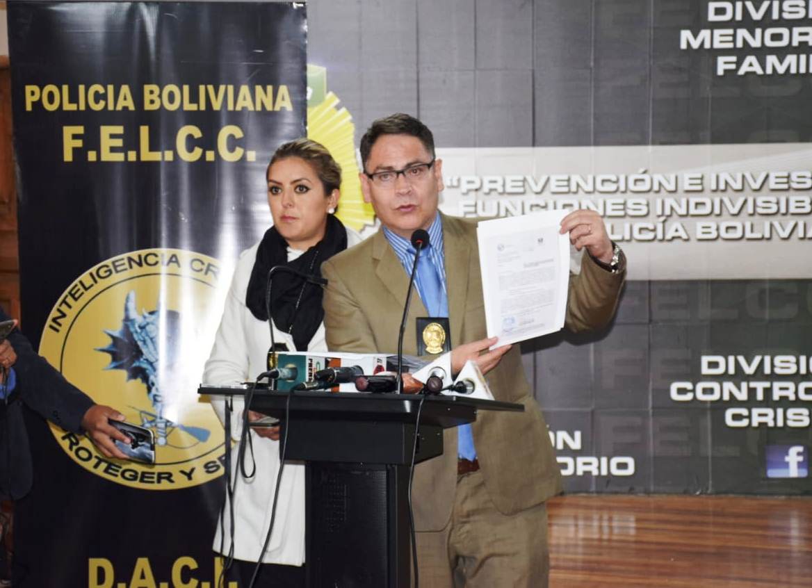 Capitán Coca y coronel Aguilera brindan detalles del caso de trata de personas / ÁNGEL SALAZAR