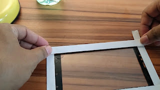 Cara Menghilangkan Pelangi Di Tengah Tempered Glass 9