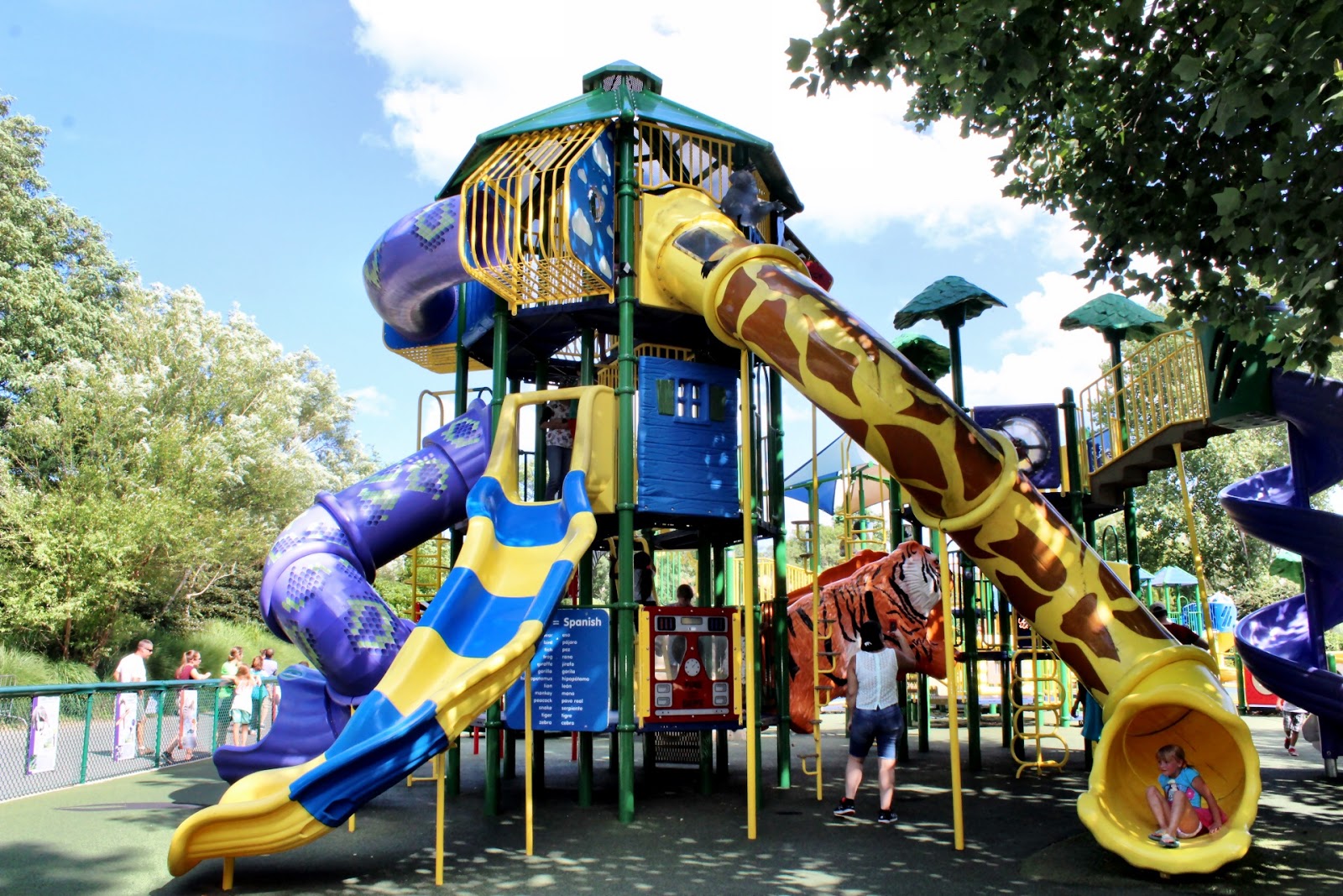 Evan and Lauren's Cool Blog 8/14/17 Franklin Park Zoo Fun