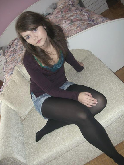 Candid Feet Pantyhose Pictures