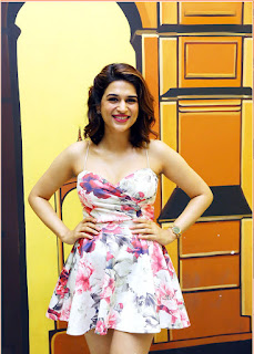 Telugu Actress Shraddha Das hot stills At Samsung S20 Mobile launch Telugu Actress Shraddha Das hot stills At Samsung S20 Mobile launch