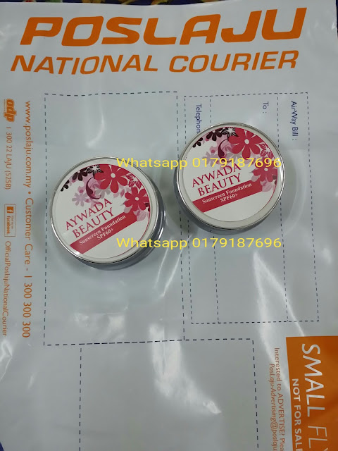 Aywada Beauty Sunscreen Foundation ialah merupakan bedak asas yang diperbuat daripada ekstrak cherry berkesan mengekalkan kelembapan pada kulit anda , anti oksidan tinggi serta mempercepatkan proses pemutihan wajah dengan selamat dan berkesan. Aywada Beauty Sunscreen Foundation nie mengandungi SPF 60 utk menghalang daripada kulit gelap.Selain itu bedak asas nie jg membantu menutup cela,jeragat,jerawat dan parut di samping menjadikan kulit lebih cantik dan berseri. ANDA TIDAK PERLU MENGGUNAKAN BEDAK,CUKUP DENGAN MENCALIT AYWADA BEAUTY SUNSCREEN FOUNDATION SAHAJA!MUDAH,RINGKAS DAN MENJIMATKAN!!! Sebekas boleh tahan2-3 bulan & harga sangat murah!semakin berpeluh kulit lebih nampak gebuuuu!Tunggu apa lagi Jom la order sekarang!. HARGA: 1 PCS 10 GRAM RM40 S/M..RM45 S/S..FREE POSLAJU 1 PCS 5 GRAM RM25 S/M..RM30 S/S..FREE POSLAJU WHATSAPP 0179187696 #aywadabeauty #sunscreenfoundation #foundationspf60 #aywadabeautyfoundation #sayajualfoundation #bazarpaknil #bazaarpaknil #sayajualkrimspf #sayajualkrim #readystockmalaysia #produkartismalaysia #produkkecantikanmalaysia #bazarpaknil #bazaarpaknil #produkkecantikkan #dropshipagenmalaysia #dropship #agendropship #produkdropship #dropshipmalaysia #malaysia #instashopmalaysia #sayajual #visitmyig #visitmyigmalaysia #sayajualmurah #readystockmalaysia