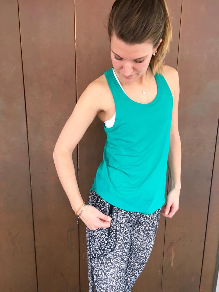Looking for fit pics/reviews of the 17” Invigorates! : r/lululemon