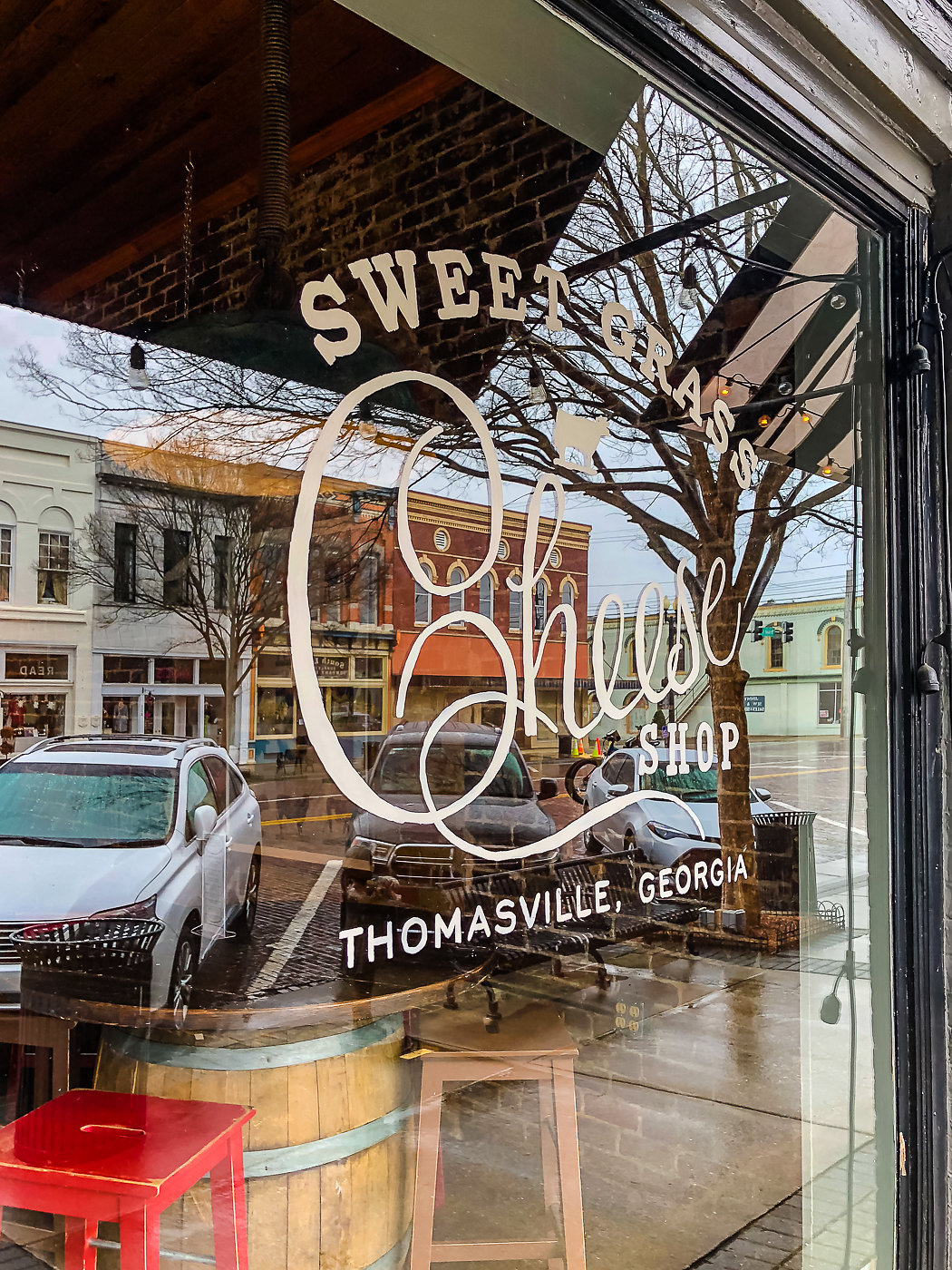 the pink clutch One Magical Evening With Mallards Nest Design