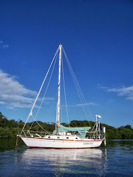 AVENTURA at anchor