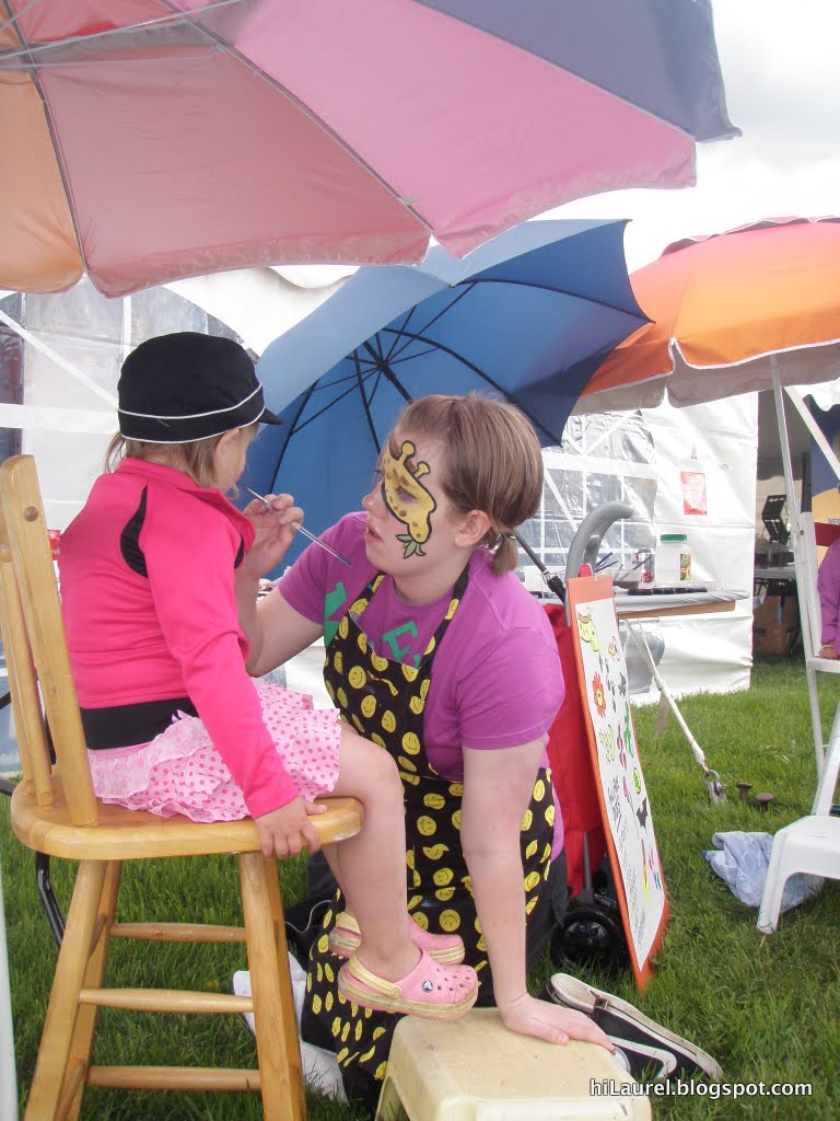 Laurel Hawkswell Edmonton Artist hilaurel